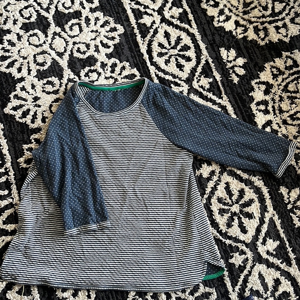 Size Large Half Sleeve Shirt